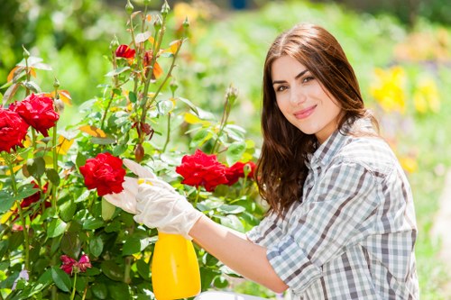 Safe and flexible Gardeners Tottenham payment options